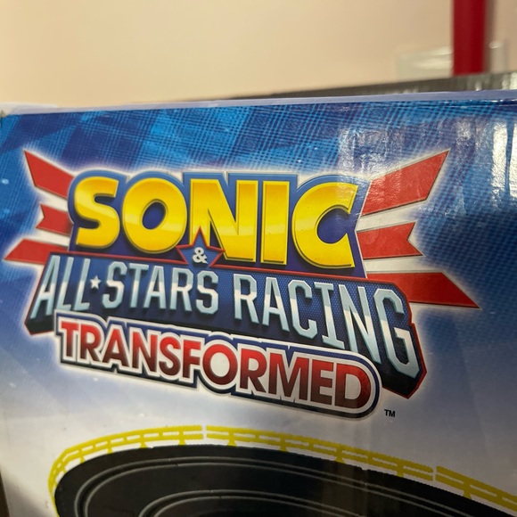 Sonic Stars Racing Transformed ,,Super Racing Set Batteries Powered. - Picture 5 of 7